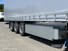 Schmitz Cargobull Curtainsider Standard Getränke 