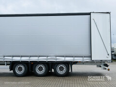 Schmitz Cargobull Curtainsider Mega Getränke 