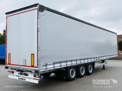 Schmitz Cargobull Curtainsider Mega Getränke 