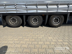 Schmitz Cargobull Curtainsider Mega 