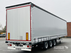 Schmitz Cargobull Curtainsider Mega Getränke 