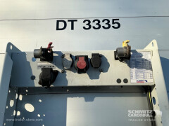 Schmitz Cargobull Curtainsider Standard , Folding wall right 