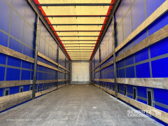 Schmitz Cargobull Curtainsider Mega 