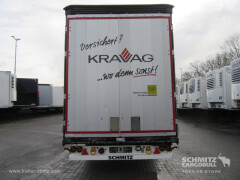 Schmitz Cargobull Curtainsider Mega Getränke 