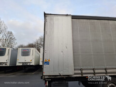 Schmitz Cargobull Curtainsider Standard Getränke 
