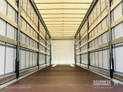 Schmitz Cargobull Curtainsider Standard Getränke 