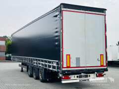 Schmitz Cargobull Curtainsider Mega Getränke 