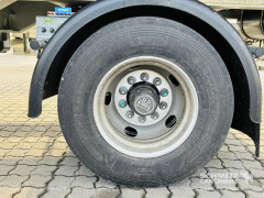 GT TRAILERS Trockenfrachtkoffer Standard Ladebordwand 