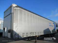 Schmitz Cargobull Curtainsider Mega Getränke 