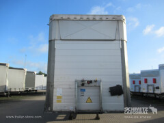 Schmitz Cargobull Curtainsider Mega Getränke 