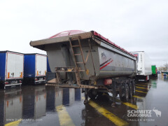 Schmitz Cargobull Semitrailer Tipper Steel half pipe body 26m³ 