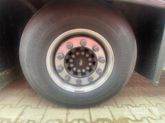 Schmitz Cargobull Curtainsider Mega 