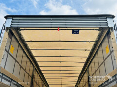 Schmitz Cargobull Curtainsider Mega Getränke 