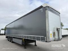 Schmitz Cargobull Curtainsider Standard Getränke 