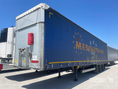 Schmitz Cargobull Curtainsider Mega 