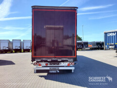Schmitz Cargobull Curtainsider Mega 