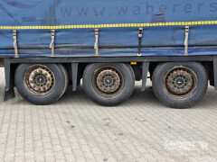 Schmitz Cargobull Curtainsider Mega 