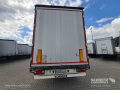 Schmitz Cargobull Curtainsider Mega Getränke 