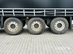 Schmitz Cargobull Curtainsider Standard Getränke 
