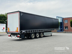 Schmitz Cargobull Curtainsider Standard Getränke 