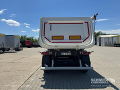Schmitz Cargobull Tipper Steel half pipe body 28m³ 