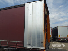 Schmitz Cargobull Semitrailer Curtainsider Standard Hayon 