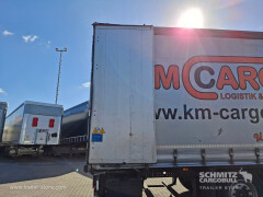 Schmitz Cargobull Curtainsider Standard Getränke 