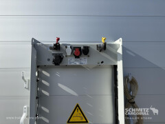 Schmitz Cargobull Curtainsider Mega Getränke 